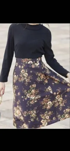 トッコ　花柄ロングワンピース（長袖）