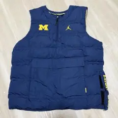 【美品】Nike NCAA ミシガン大学 ジョーダンハーフジップベスト