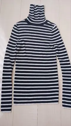 ユニクロ　ボーダー　薄手　ニット