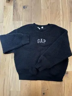 新品未使用　　gap キッズ　黒　ボアトレーナー