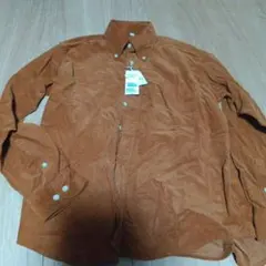 未使用タグ付きメンズシャツ