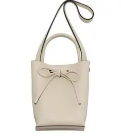 フレイアイディー　メタルハンドバッグ