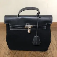 Item thumbnail for item 36a2bbc0-3443-49bd-96aa-1123119ddde2