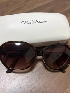 CK カルバンクライン　サングラスのサムネイル