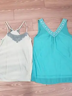 ビジュー付きノースリーブトップス2枚セット