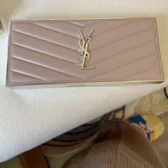 イヴ・サンローランパレットのサムネイル