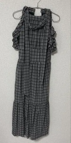 マジェスティックレゴン　アメスリロングワンピース　ブラック柄　M