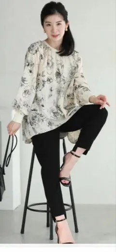 CAWAII 花柄ブラウス　Frenchpaveのサムネイル