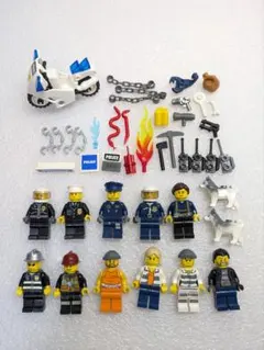 No.182　レゴ　シティ　ミニフィグ　警察官　泥棒　消防士　犬　白バイ　小物