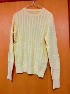 UNIQLO ケーブル編みニットセーター M 淡い黄色