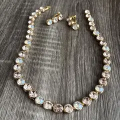 ウエディングアクセサリー　 ネックレスとイヤリングセット【ピンク】