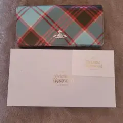 Vivienne Westwood チェック柄長財布