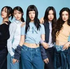 2025年最新】newjeans ポスターの人気アイテム - メルカリ