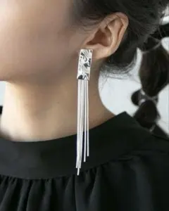加*藤様 HAREチェーンフリンジイヤリングのサムネイル