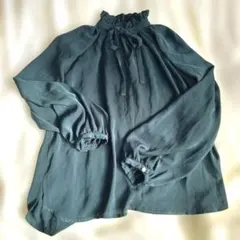 【ノーブランド】グリーン 深緑 ブラウス リボン