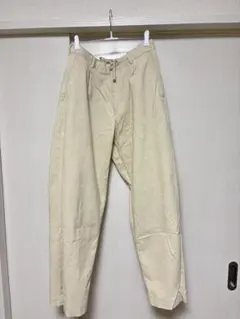 【再最終値下げ・美品】ユニクロ　コーデュロイワイドパンツ　Mサイズ