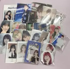 niziu ニナ　トレカ　フォトカード　缶バッチ　アクスタ　ポストカード