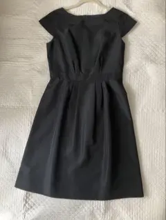 UNTITLED ブラックワンピースサイズM