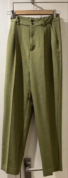 グリーン スラックス