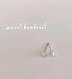 小さな淡水パールピアス