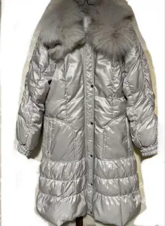 最終値下げ　ベージュ ファー付きダウンコート　ブルーフォックス