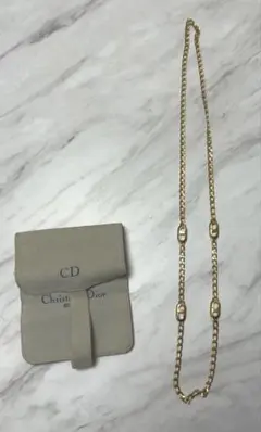 Dior★クリスチャンディオール　ロングネックレス　ロゴ　ゴールド色