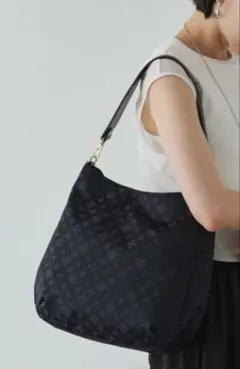 russet ショルダーバッグ