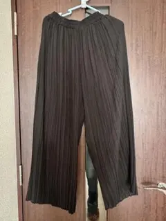 NICE CLAUP ブラックプリーツワイドパンツ