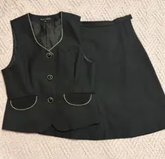 アンジョアen joie 黒ベスト&Aラインフレアースカート13号　事務服