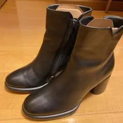 未使用　ECCO SCOLPTED L55 黒レザーヒールブーツ37サイズ