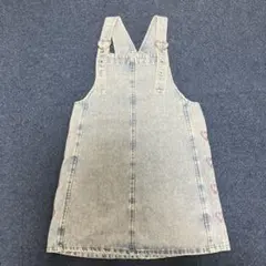 ハート刺繍 デニム ジャンパースカート　女の子　130センチ