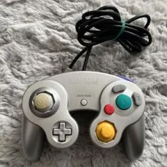Nintendo GCコントローラ シルバー