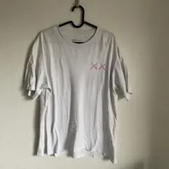 UNIQLO UT KAWSコラボ 半袖Tシャツ ホワイト L