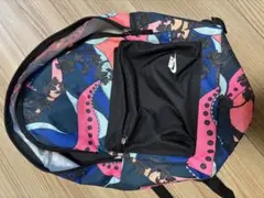 Nike カラフルリュック