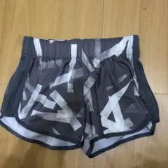 adidas ランニングパンツ ショーツ　S