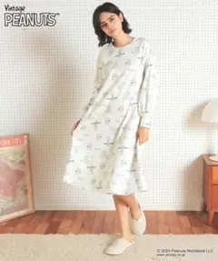 ナルエー スヌーピー PEANUTS エアーニットワンピース パジャマ　ホワイト