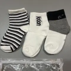 新品未使用品　キッズ靴下 3足セット 3-8歳