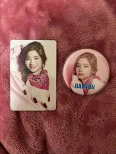 twice ダヒョン トレカ 缶バッチ