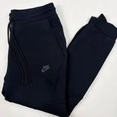 b1654✨美品✨【NIKE】テックフリース　ジョガーパンツ　M　黒　廃盤品
