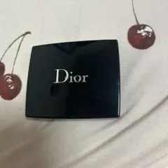 Dior アイシャドウ　サンククルール　847 スイート