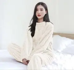 【残りわずか】もこもこルームウェア　フリース　セットアップ　レディースパジャマ