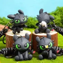 3個セット❣️目が光る❣️ヒックとドラゴン トゥース ナイトフューリー キーホルダー 3個セット❣️目が光る❣️ヒックとドラゴン トゥース ナイト