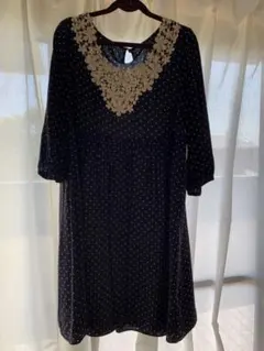 【美品】お値引き☆大人気☆earthワンピース　チュニック　ドット　水玉　レース