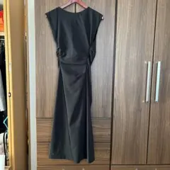 ZARA ブラックフォーマルワンピース