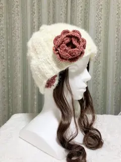 耳当て付き♡アンティークピンクローズ×オフホワイトシャギー♡ハンドメイドニット帽