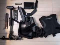 Steadicam Pilot HD プロ向けカメラスタビライザー - メルカリ