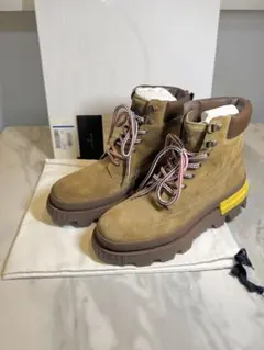 ☆新品未着用　Moncler モンクレール　メンズハイカット厚底ブーツ　27.5のサムネイル