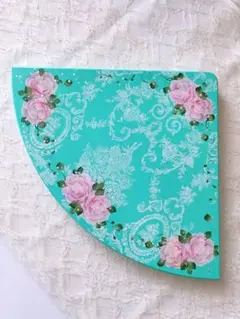 トールペイント作品　コーナーラック
