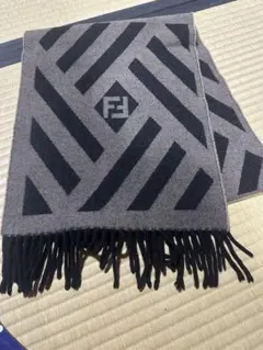 フェンディ マフラー