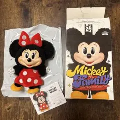 ミッキーファミリー　ミニーマウス ぬいぐるみキーチェーン　ポップマート